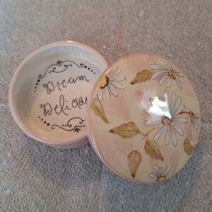 Tracy Porter Ceramic Trinket Box